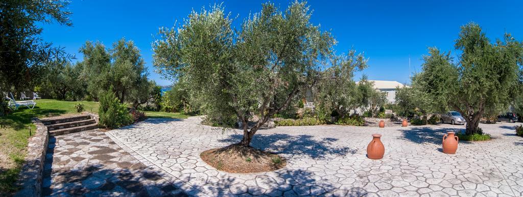 Thanos Village Gialova Exterior foto